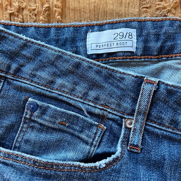GAP Jeans - Picture 2 of 3